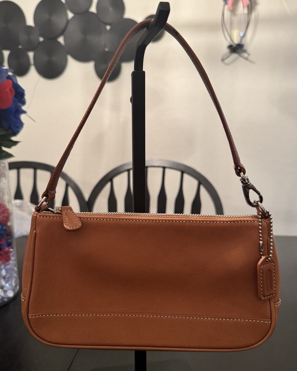 Vintage Coach Hampton Demi Baguette In British Tan Leather